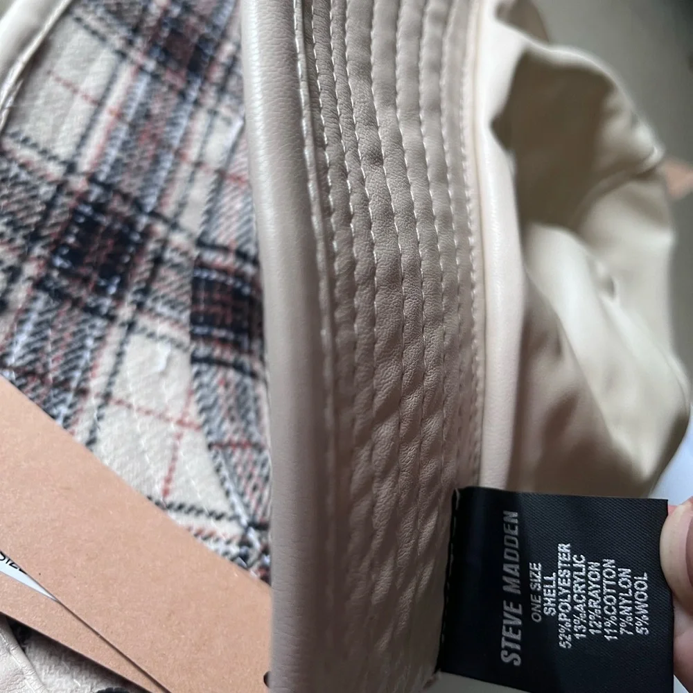 Steve Madden - reversible bucket hat (cream, Black) - Picture 3 of 4
